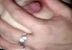 chupando sus tetas grandes, spanking la mamá de mi novia antes de correrme en su boca anal