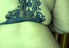 Plump cam girl shakes massive ass and tits