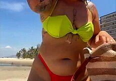 Casada Flashes Wedgied Bikini to Grab Attention on Beach!!