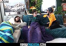 libertine siblings jade kimiko nikki zee parker ambrose fuck bareback ignoring mom