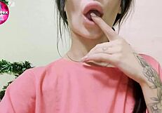 😏 babe fingers wet pussy thru panties solo tease