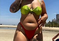 Casada Flashes Wedgied Bikini to Grab Attention on Beach!!