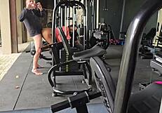 i fucked hot latina milf at gym and creampied her pussy