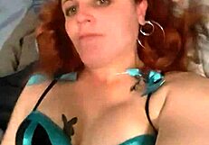 damn i could lick that pussy all night long!