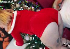 scarlett moans loving her early christmas bareback pussy pounding and cumshot