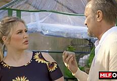 blondie slut jenna starr sucks diego perez monster cock nasty deepthroat greenhouse