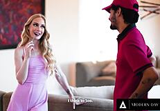 i caught petite tutor emma starletto riding delivery cock raw