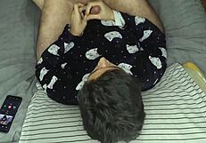 mmm handjob cum mouthful right before bed what a perfect swallow!