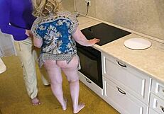 Mature milf grabs big ass impaling it deep on thick penis homemade style