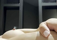 Bichleg02 explores solo moments at home