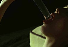 Pretty curvy babe toys her juicy pussy lips in close-up solo play