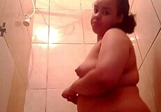Chubby latina bathes shows off huge pussy orgasms