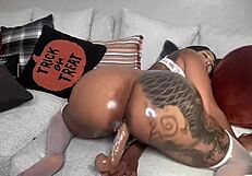 Filipina Big Ass Tits Tease New 5-Star Toy on Webcam!