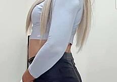 trans webcam babe tries new crossdressing toys 😘