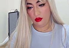 trans webcam babe tries new crossdressing toys 😘