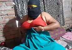 Why Is This Teacher So Irresistibly Sexy?