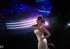 she dances sexy shaking her ass to funk