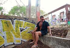 smoking cigar while pounding milf's pussy outdoors hardcore!