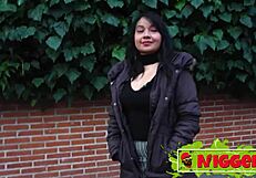 curvy colombian maria sandoval meets a huge guy in her spicy first encounter