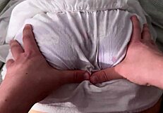 hey friend rub my pussy during massage but dont penetrate it