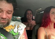 big titted latina redhead flashes pernocas publicly with bluezão in são paulo center