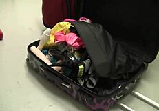 jessa and vicky team up for office fun with that police officer