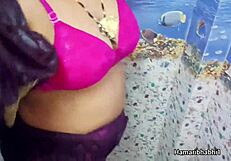 wow indian desi bhabhi strips naked in steamy bath tub!