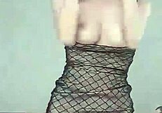 koreana teen solo teases shaved pussy secrets