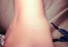 Sri Lankan girlfriend cheats passionately, rides boyfriend's cock while husband works