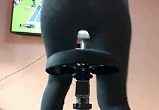 did peeing my tight leggings mid-workout turn you on?