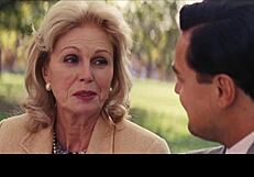 One kiss from milf to blonde brunette, but what happens in missionary next?