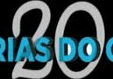 Eating shaved milf pussy crown closeup while riding hidden from parents