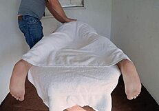 Masseuse Raven Grey Fingers Shaved Pussy To Nude Happy Ending Climax