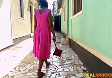 BLACK NIGERIAN DINNER LADY LUNCHES ON HUGE EBONY COCK DEEPTHROAT!