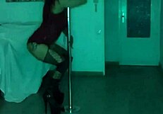 amysexxxjuguetona strips lingerie dances private handjob tease