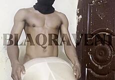 who wants to slam this homemade big ass pussy while she shakes it