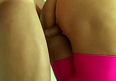 follando con mi pervertida hermanastra que se corre encima de mi en casa