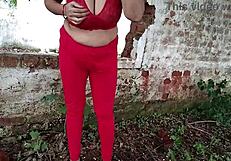 stepmom sweetly takes rough outdoor jungle cock after daddy leaves?