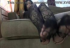 Ebony In Bodysuit Nylons Worships Feet Fishnets Fetish