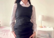 Universitaria Latina Shoves Huge Dildo Deep Inside Hot!