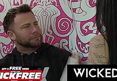 Tera Winters Ditches BF for Gracie Gates' Wild Lesbian Scissoring!