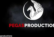 daddy beau-père enfonce sa bite dans lcul étroit de miss ameyyy