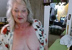 maliek gets 1220 kisses, ir roleplay, and verbal humiliation from curvy mature hairy pussy snowflake dawnskye1962