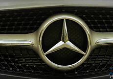 😍 playboy babes in bikinis wash mercedes amg gt outdoors