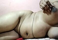 i'm a sexy indian bengali college girl with huge tits