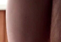 Ruda Cat's Long Legs Spread Wide for Creampie