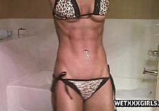 oh man, amateur webcam babe squirts wildly in homemade shower bath!