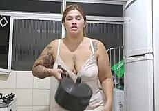 me comeria com essa camisola... god i crave it so bad