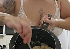 me comeria com essa camisola... god i crave it so bad