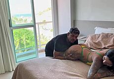 i wake tourist with tasty oral and hard cock pounding her wet spots